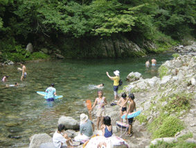 吉田川水遊び